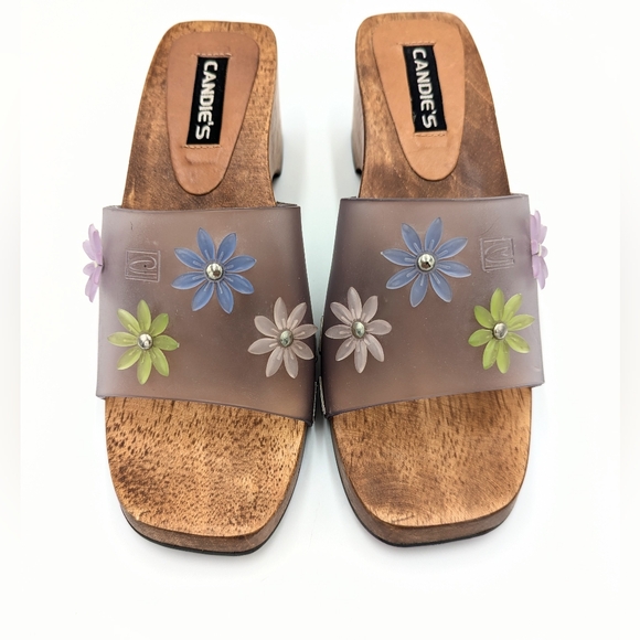 Vintage 90s Flower Wedges - Picture 5 of 11